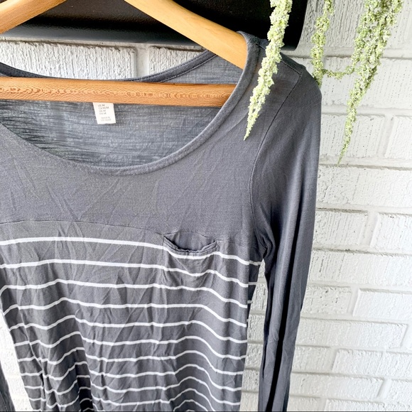 Grey and White Stripped Shirt With Front Pocket - Picture 3 of 8